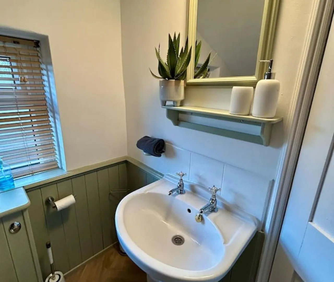 Charming Newly Refurbished Harrogate Apartment בריטניה